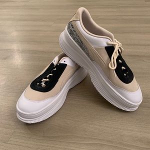 Brand New Puma Deva Reptile Sneakers